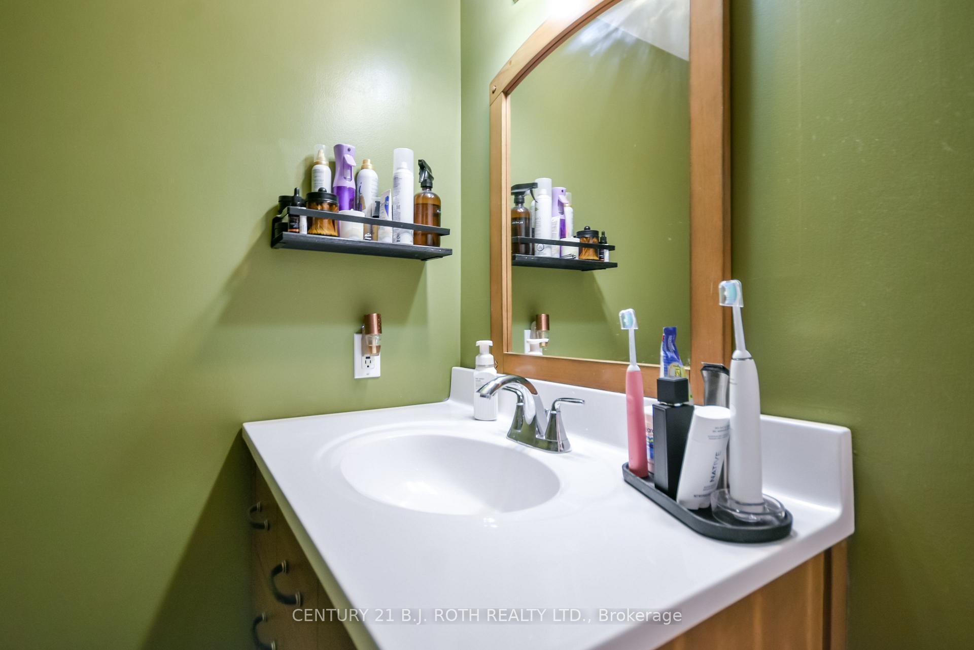 Photo 36 of 671 Simcoe Road, Bradford West Gwillimbury, Bradford — HOMEH