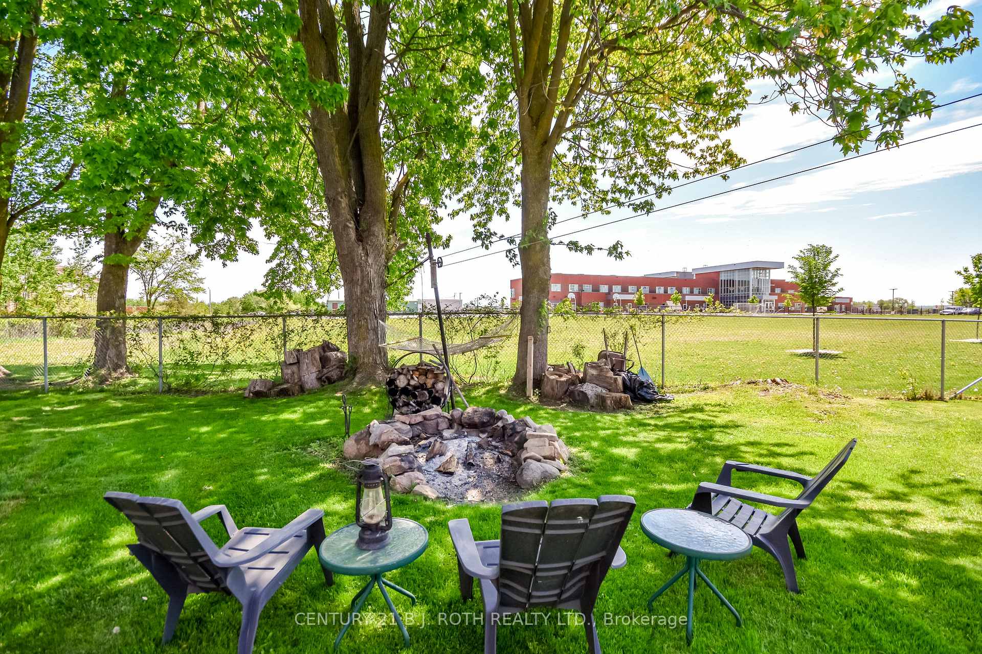 Photo 41 of 671 Simcoe Road, Bradford West Gwillimbury, Bradford — HOMEH