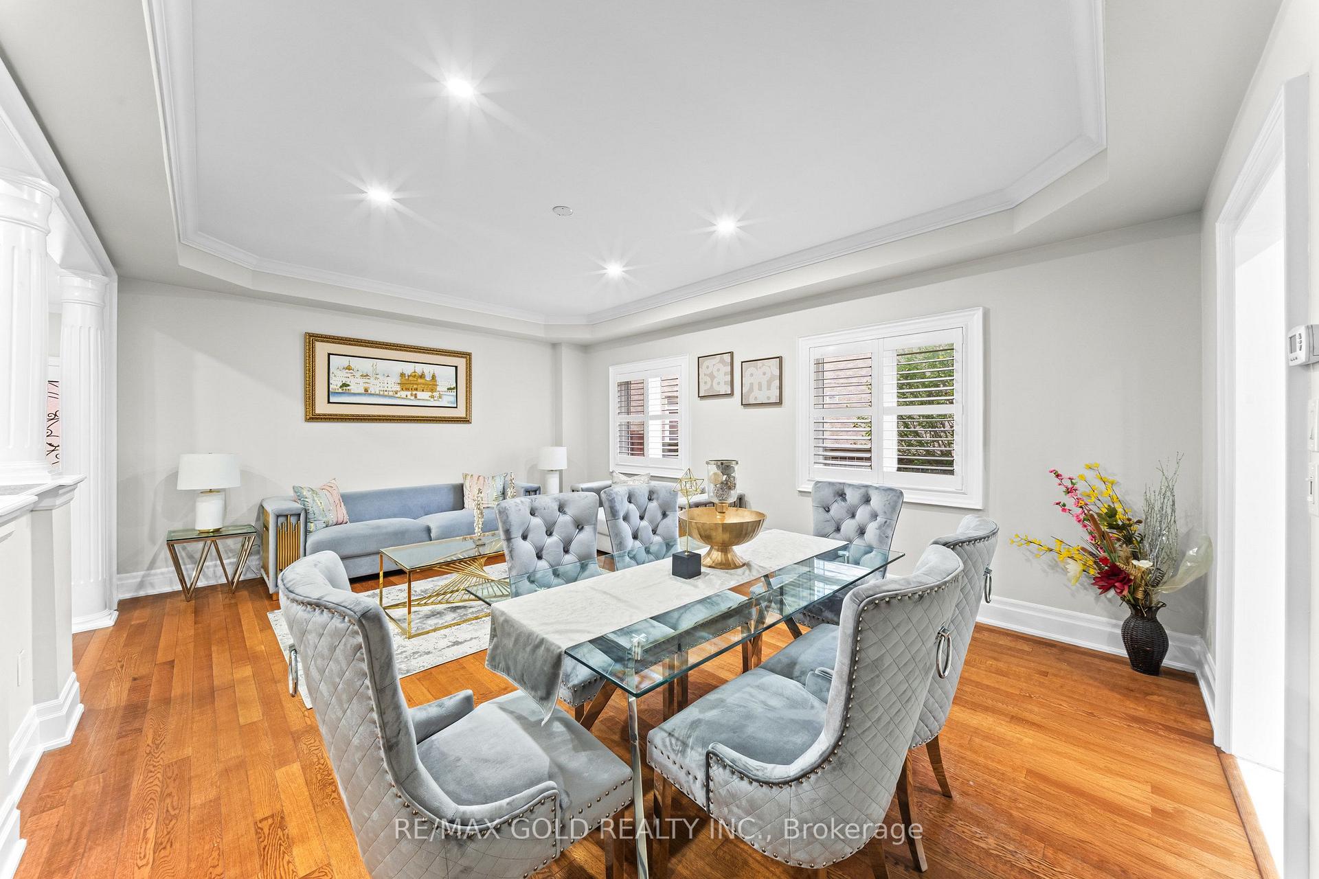 Photo 7 of 16 Regis Circle, Brampton, Vales of Castlemore North — HOMEH