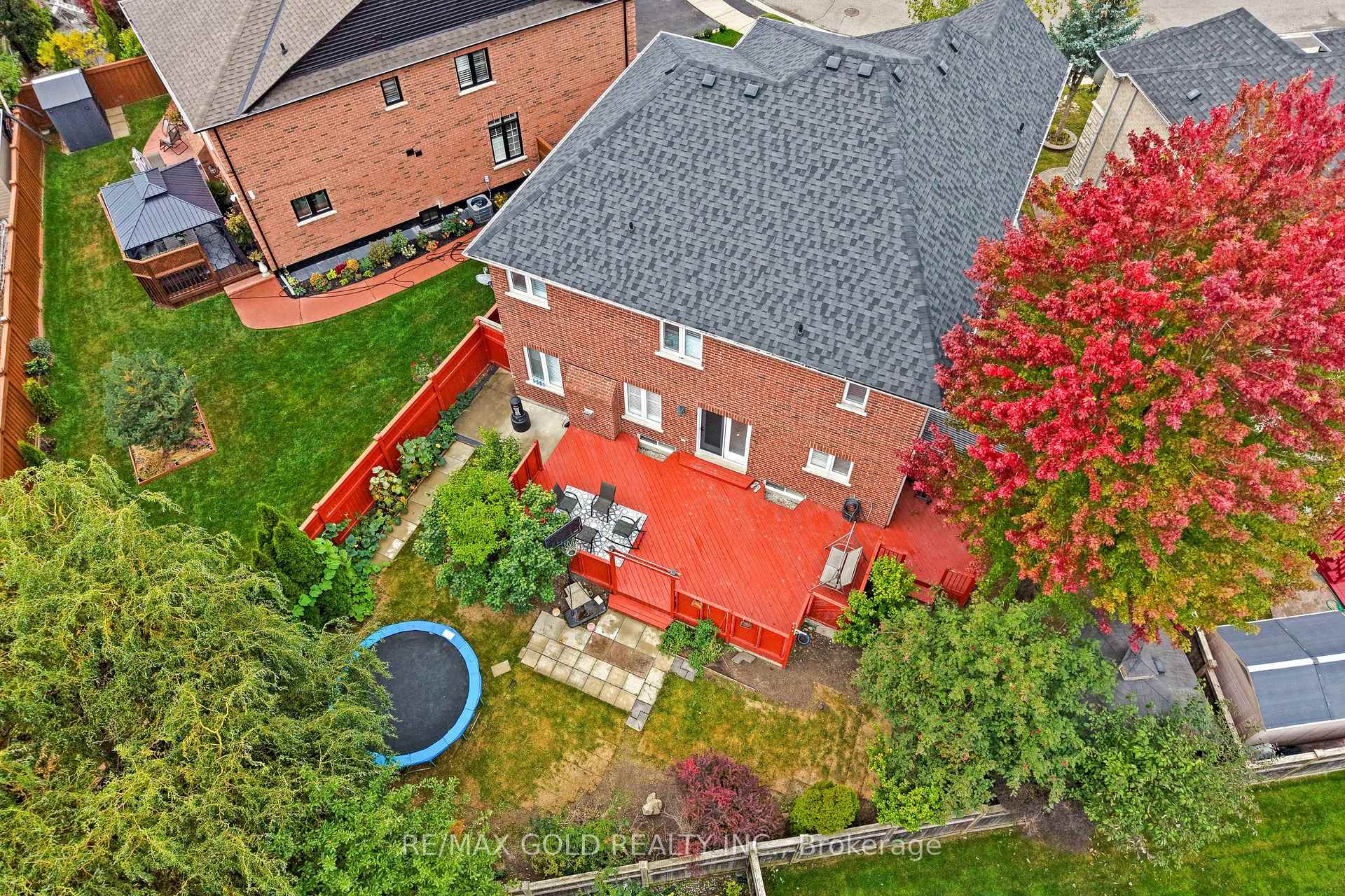 Photo 36 of 16 Regis Circle, Brampton, Vales of Castlemore North — HOMEH