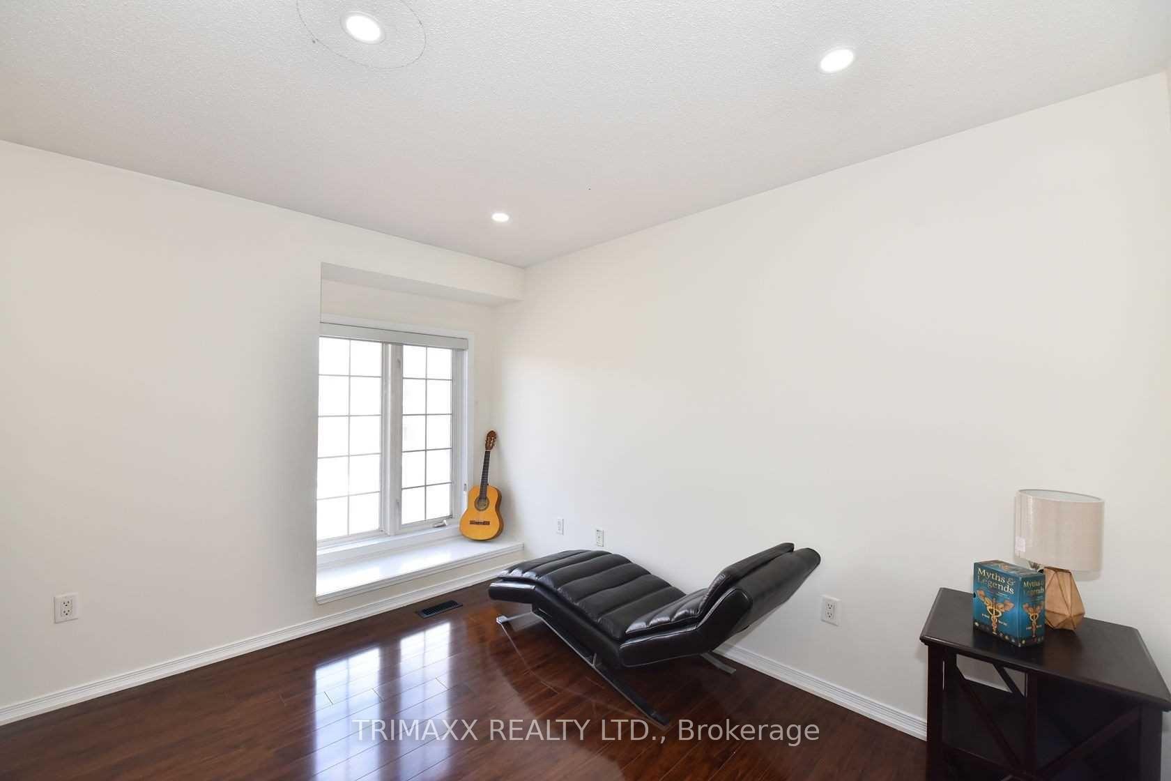 Photo 15 of 22 Quailvalley Drive, Brampton, Sandringham-Wellington — HOMEH