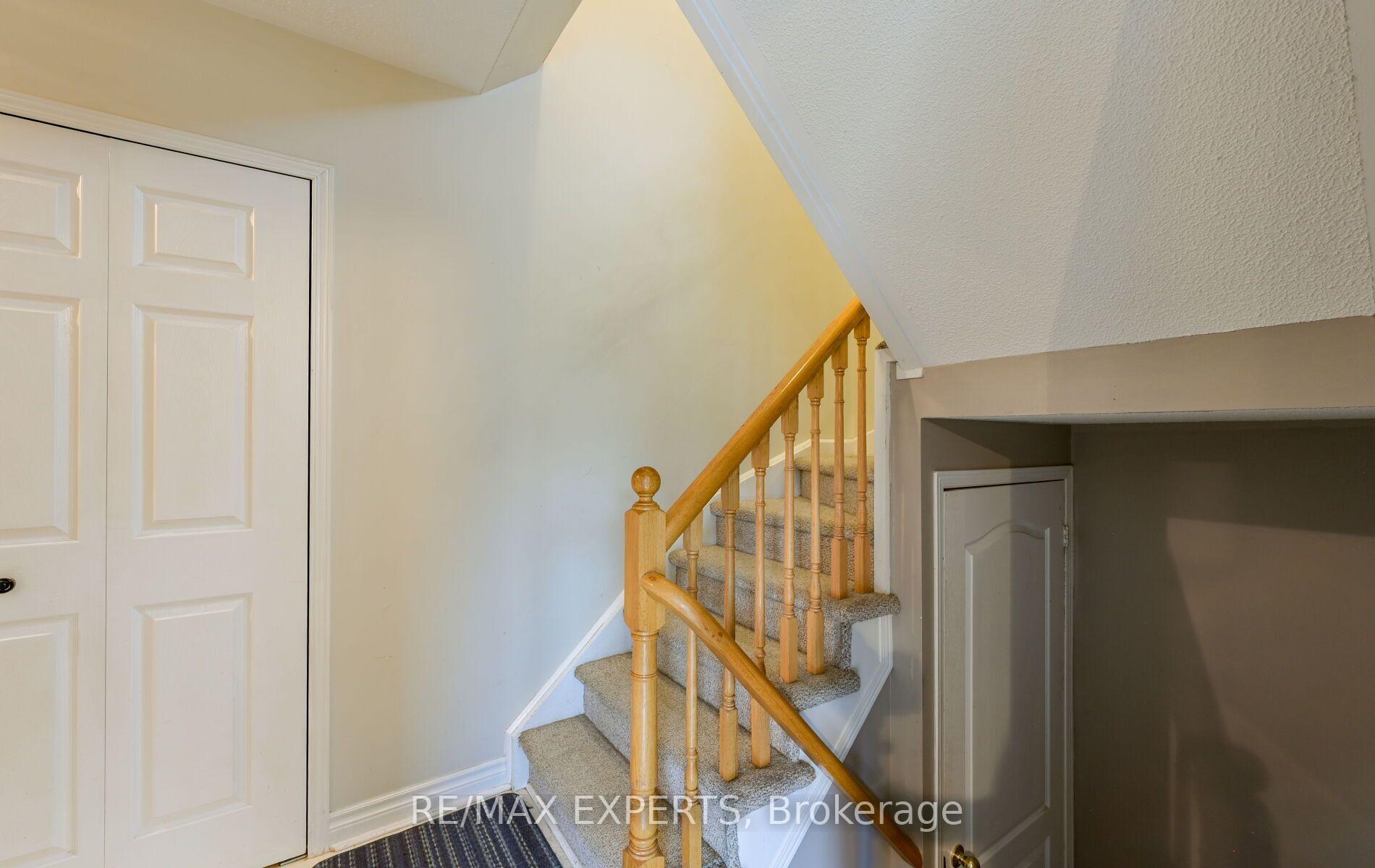 Photo 19 of 60 Darling Crescent, New Tecumseth, Alliston — HOMEH