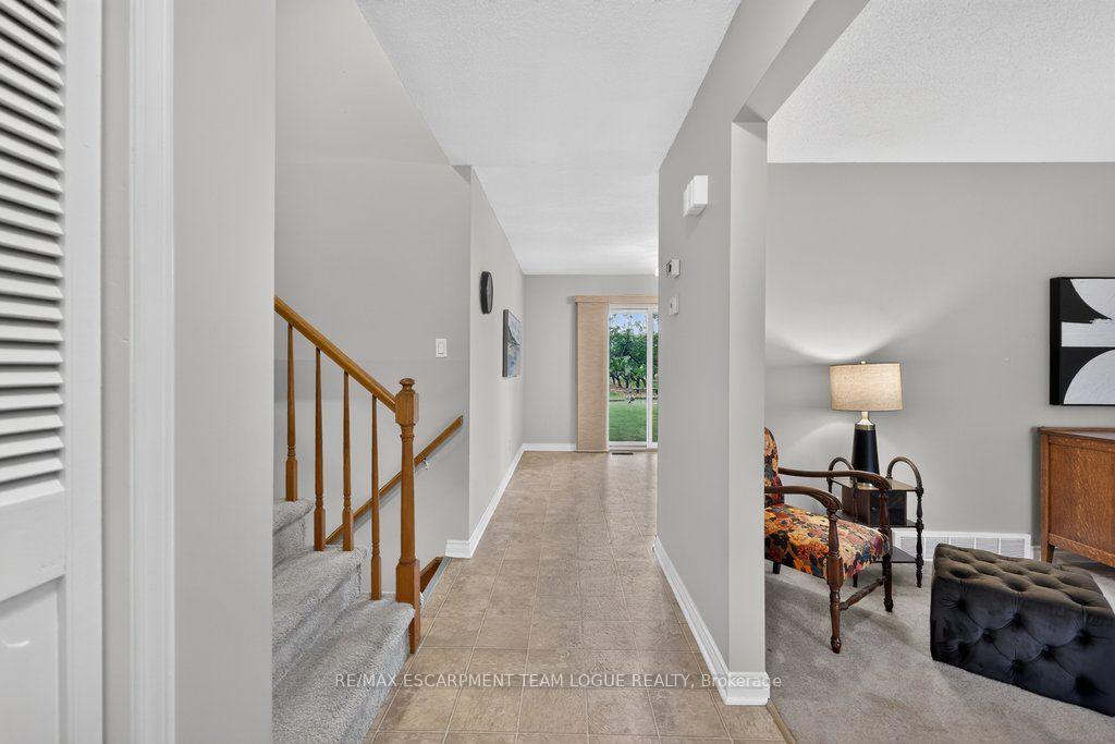 Photo 5 of 3236 First Avenue, Lincoln, Lincoln-Jordan/Vineland — HOMEH