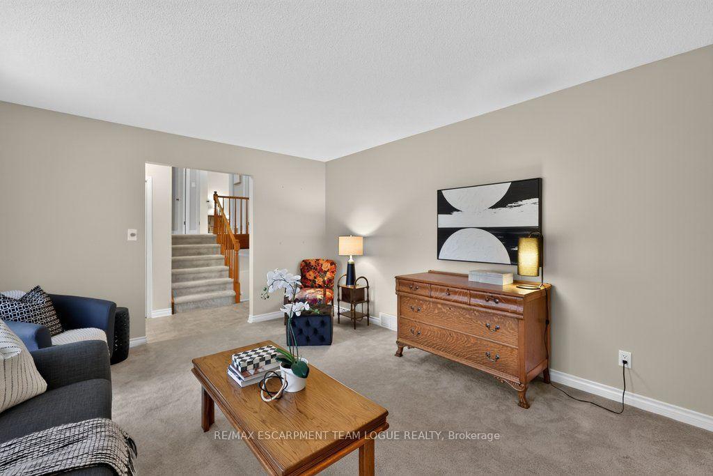Photo 9 of 3236 First Avenue, Lincoln, Lincoln-Jordan/Vineland — HOMEH