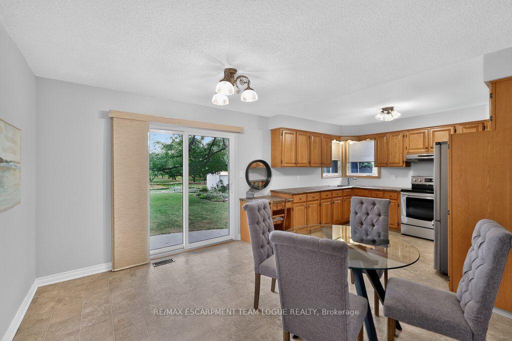 Photo 14 of 3236 First Avenue, Lincoln, Lincoln-Jordan/Vineland — HOMEH