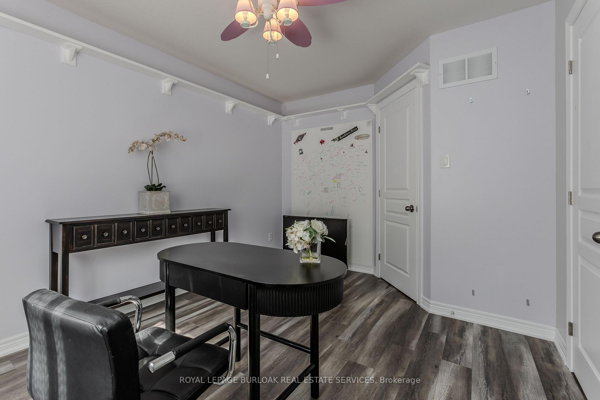 Photo 18 of 32 Great Oak Trail, Hamilton, Binbrook — HOMEH