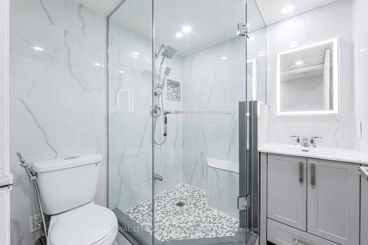 Photo 14 of Unit 1911, 5 Concorde Place, North York, Banbury-Don Mills — HOMEH