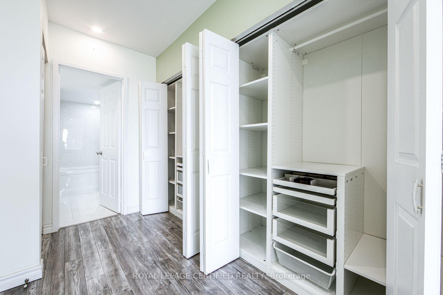 Photo 15 of Unit 1911, 5 Concorde Place, North York, Banbury-Don Mills — HOMEH