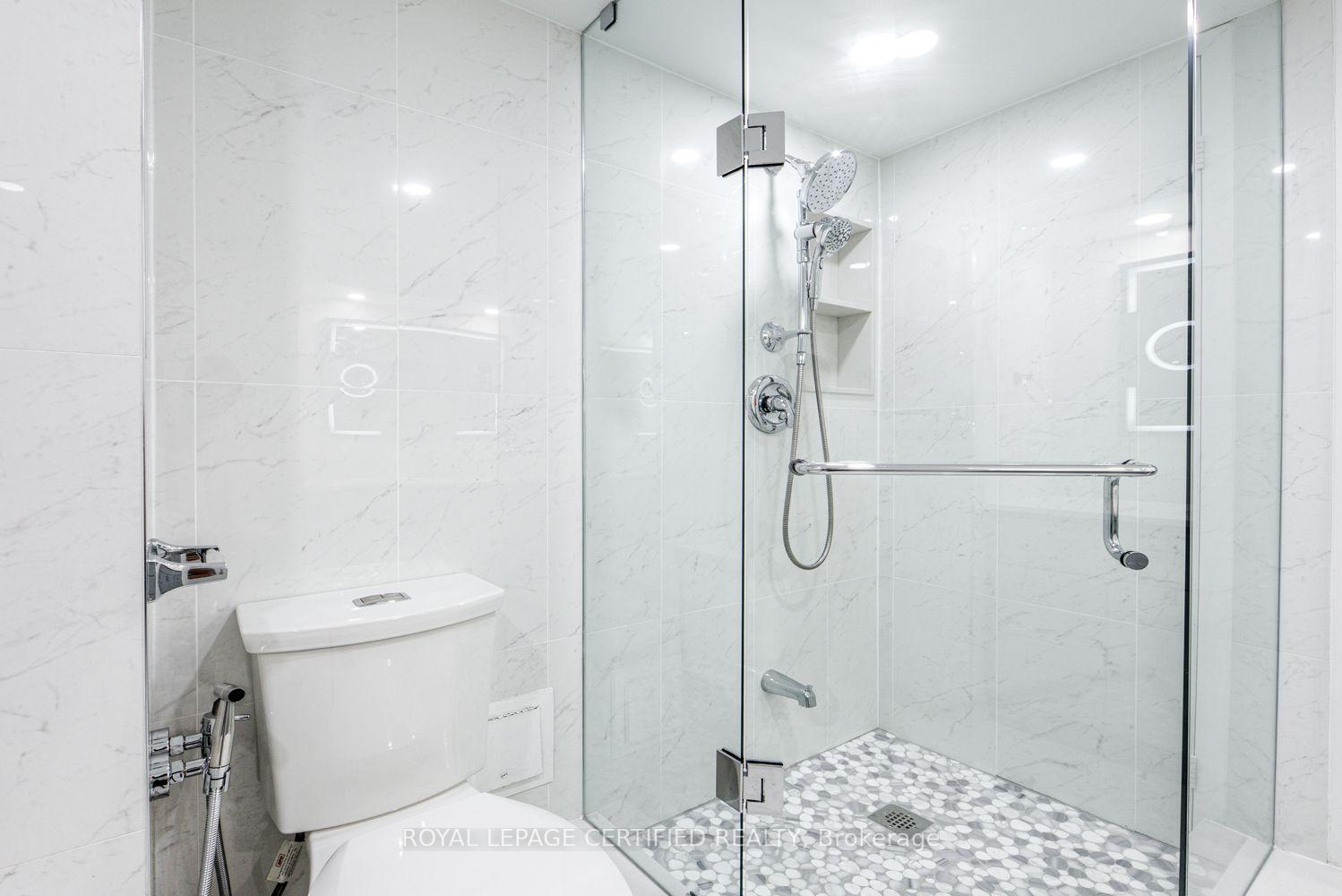 Photo 20 of Unit 1911, 5 Concorde Place, North York, Banbury-Don Mills — HOMEH