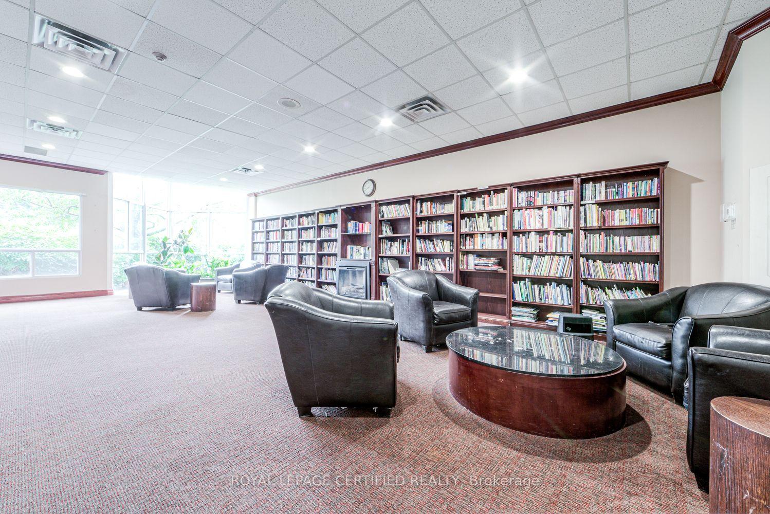 Photo 27 of Unit 1911, 5 Concorde Place, North York, Banbury-Don Mills — HOMEH