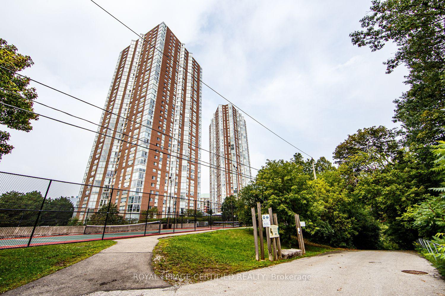 Photo 33 of Unit 1911, 5 Concorde Place, North York, Banbury-Don Mills — HOMEH