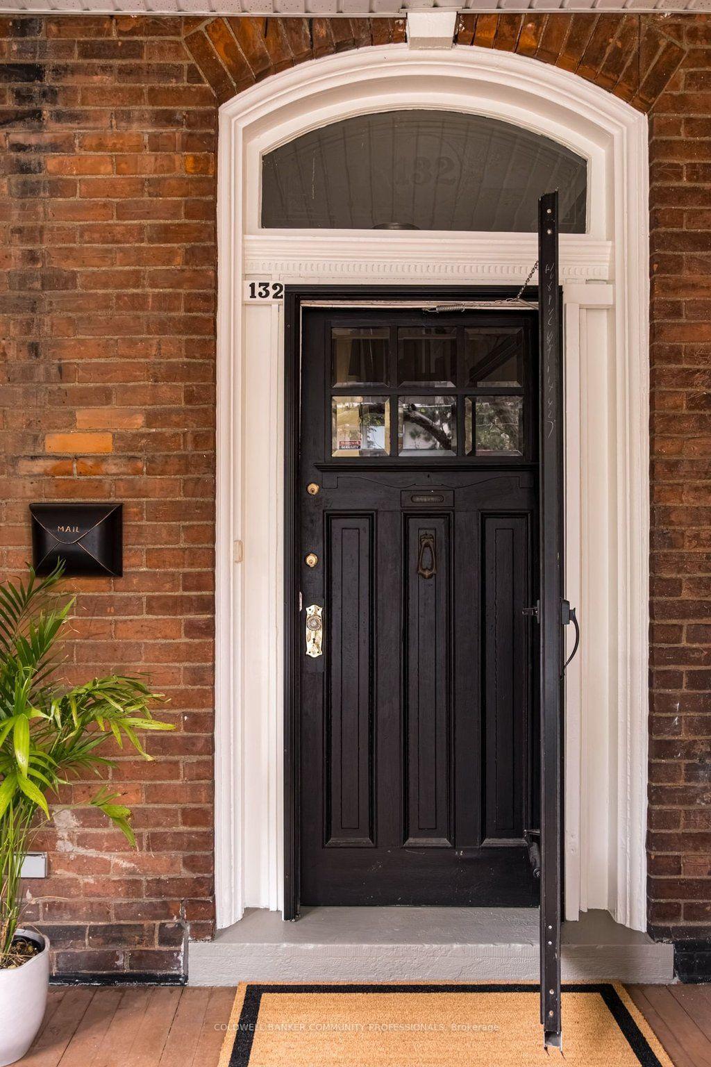Photo 4 of 132 Herkimer Street, Hamilton, Durand — HOMEH
