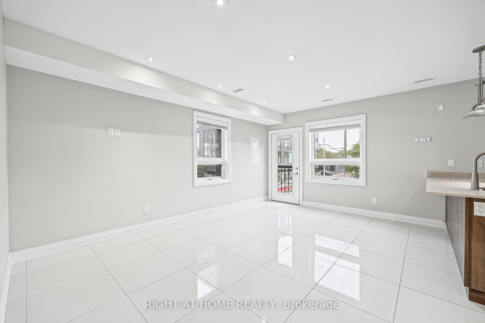 Photo 4 of Unit 4, 31 Alma Avenue, Toronto, Little Portugal — HOMEH