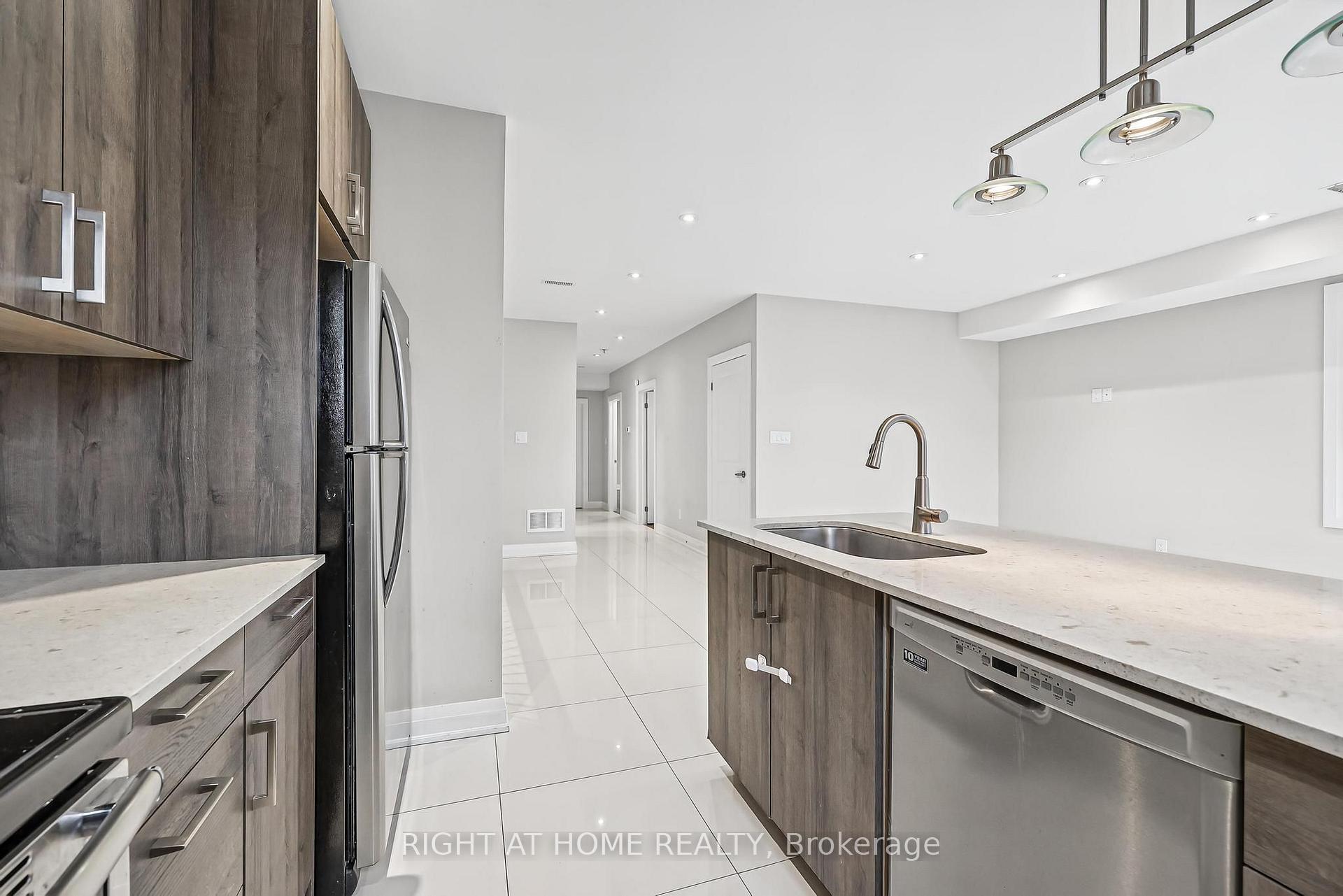 Photo 9 of Unit 4, 31 Alma Avenue, Toronto, Little Portugal — HOMEH
