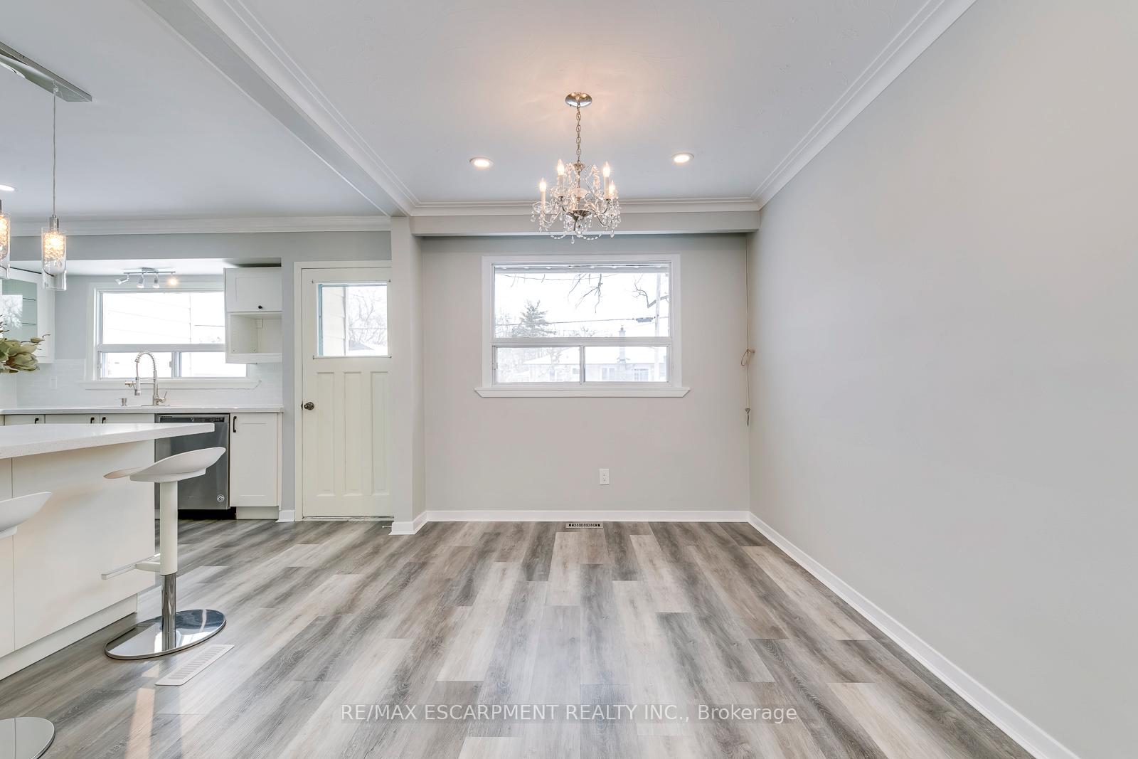 Photo 8 of 5440 Windermere Drive, Burlington, Appleby — HOMEH