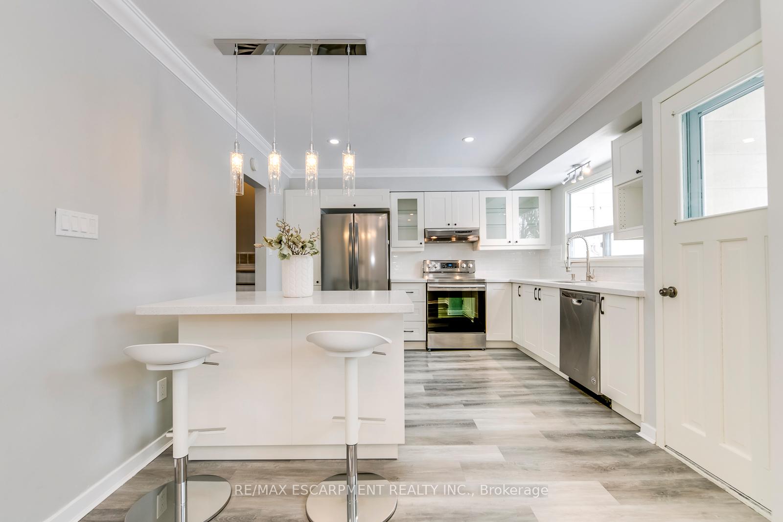 Photo 11 of 5440 Windermere Drive, Burlington, Appleby — HOMEH
