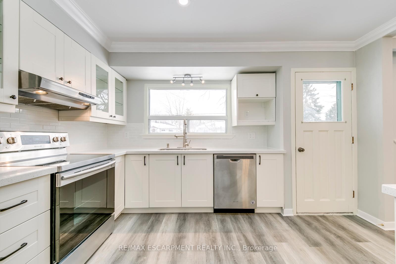 Photo 17 of 5440 Windermere Drive, Burlington, Appleby — HOMEH