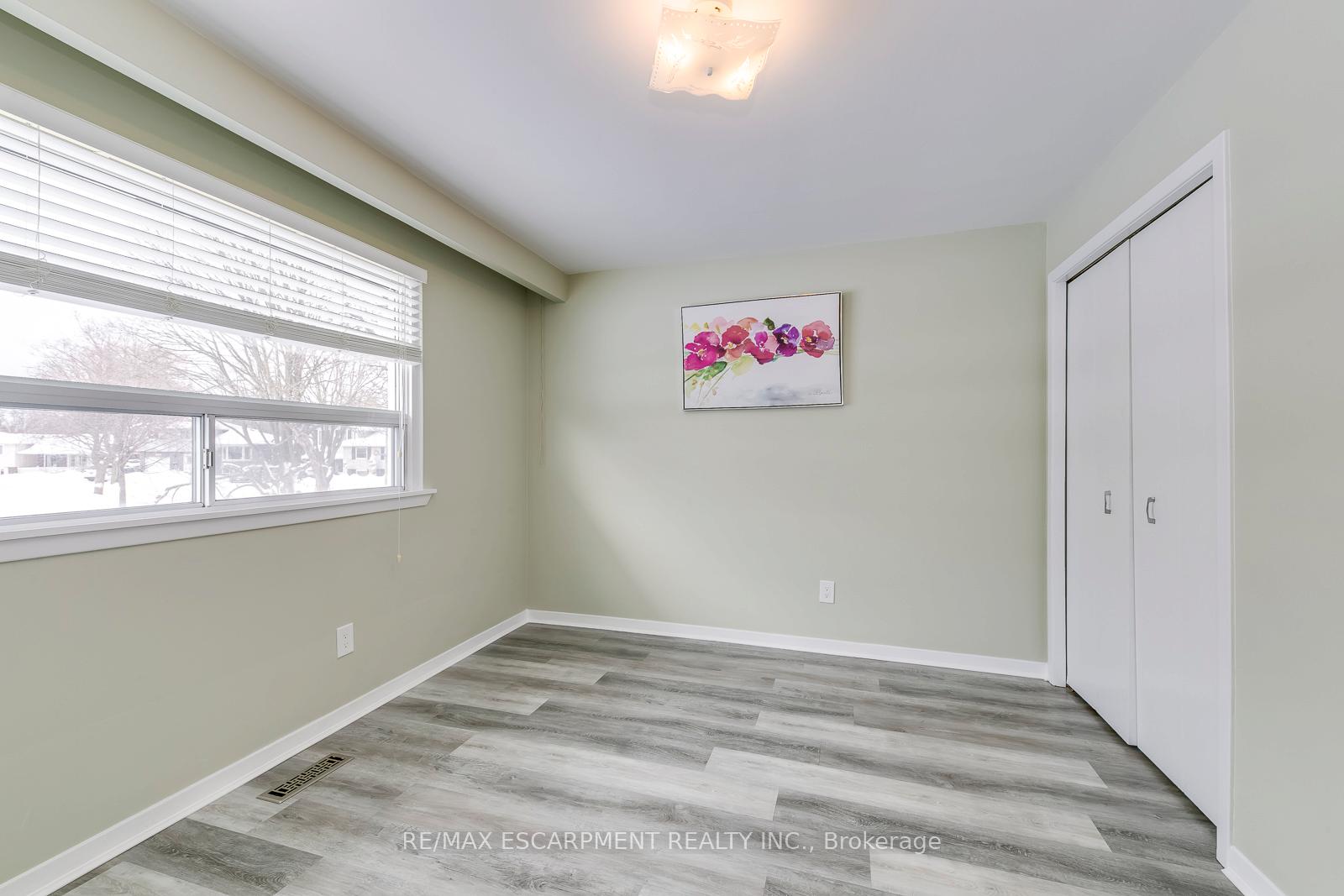 Photo 21 of 5440 Windermere Drive, Burlington, Appleby — HOMEH