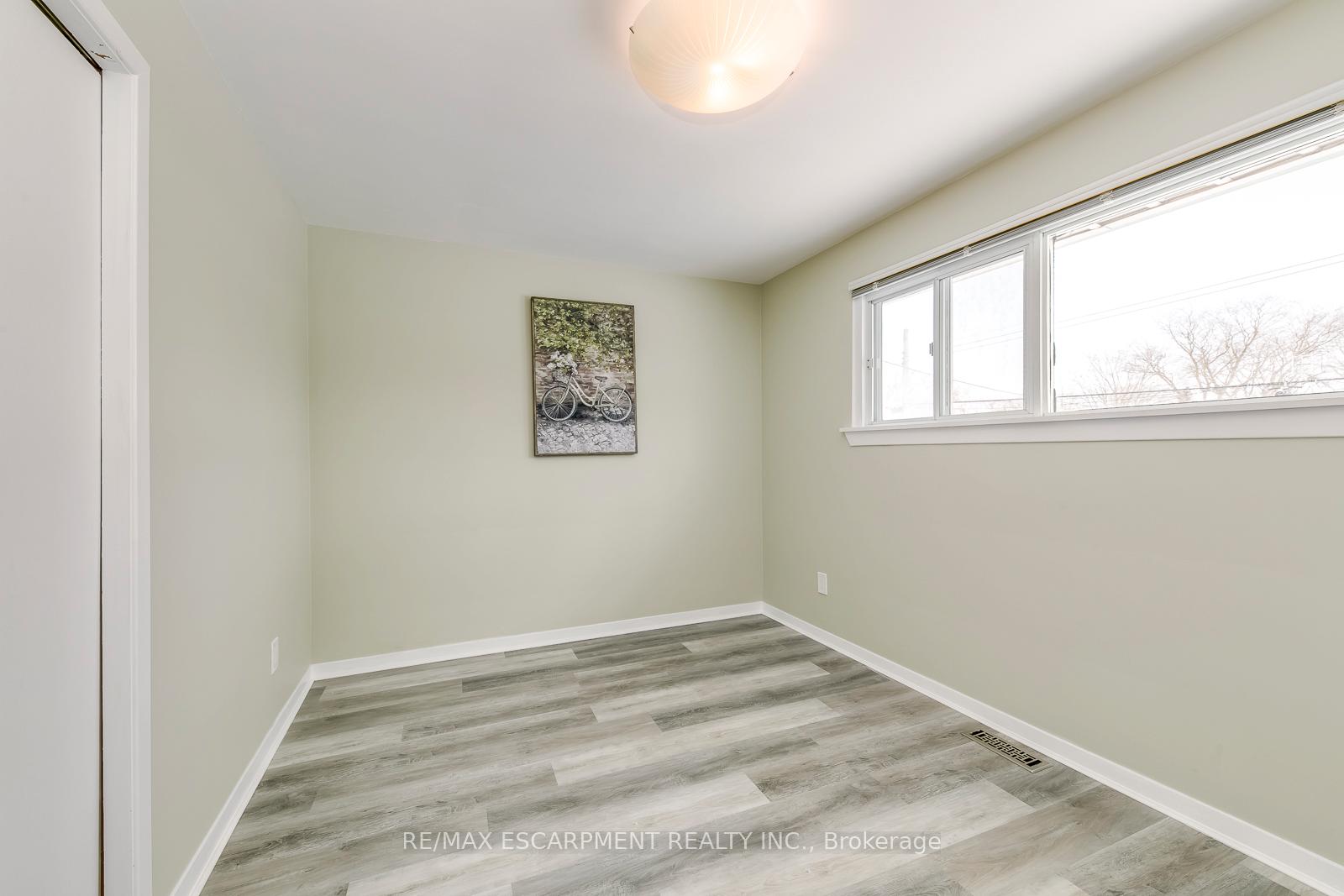 Photo 26 of 5440 Windermere Drive, Burlington, Appleby — HOMEH
