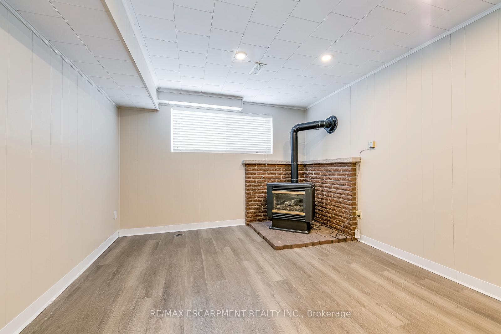 Photo 31 of 5440 Windermere Drive, Burlington, Appleby — HOMEH