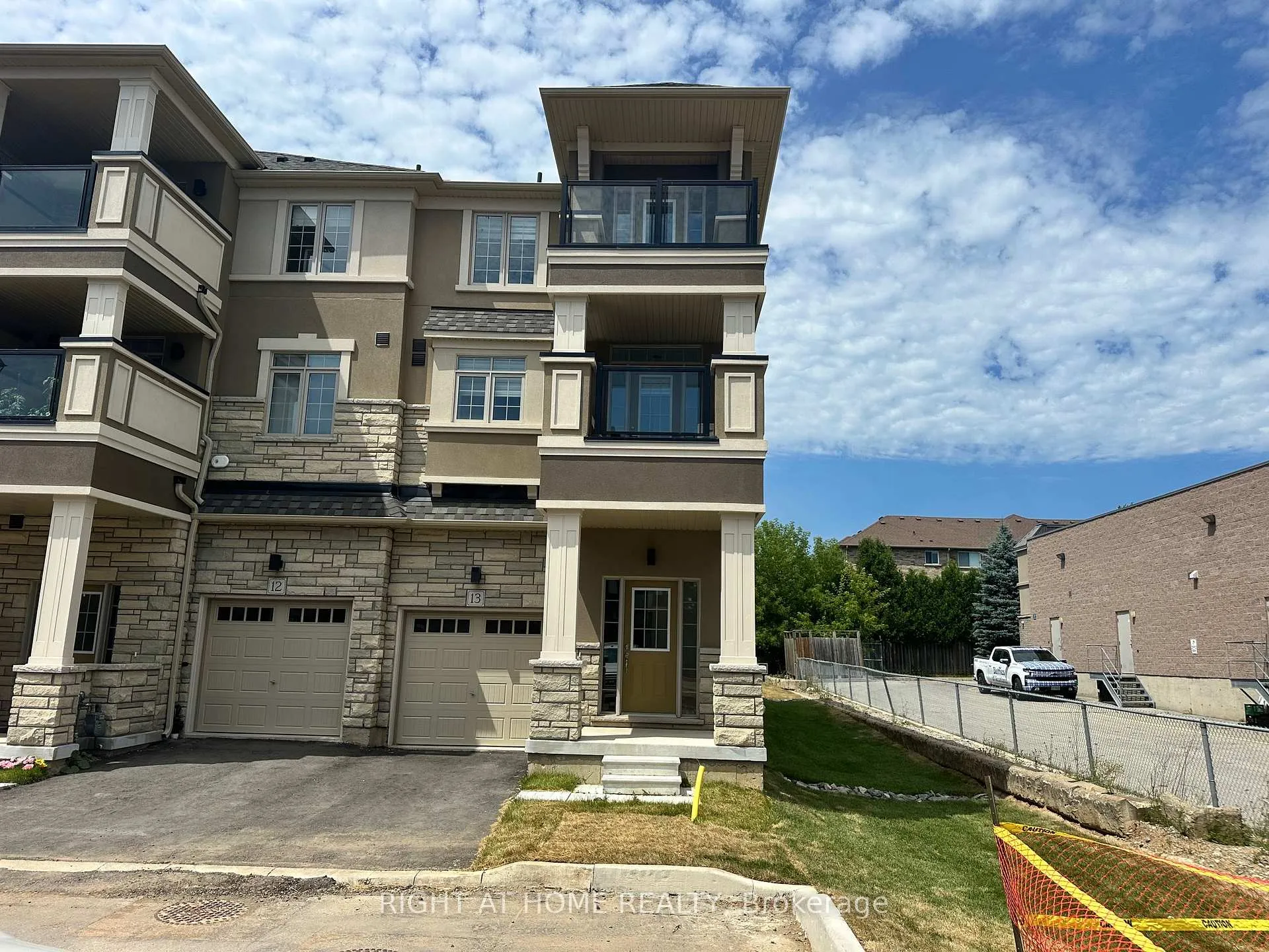 Front of Unit 13, 305 Garner Road W