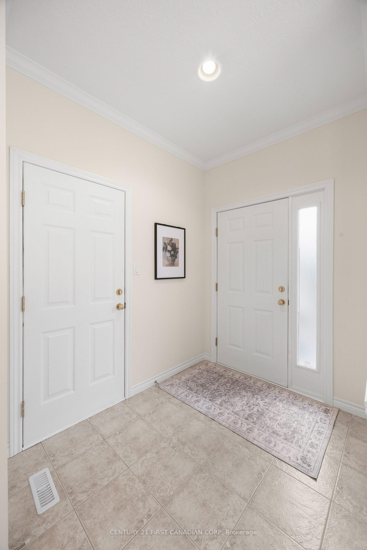Photo 5 of 1777 Ennismore Crescent, London, North E — HOMEH