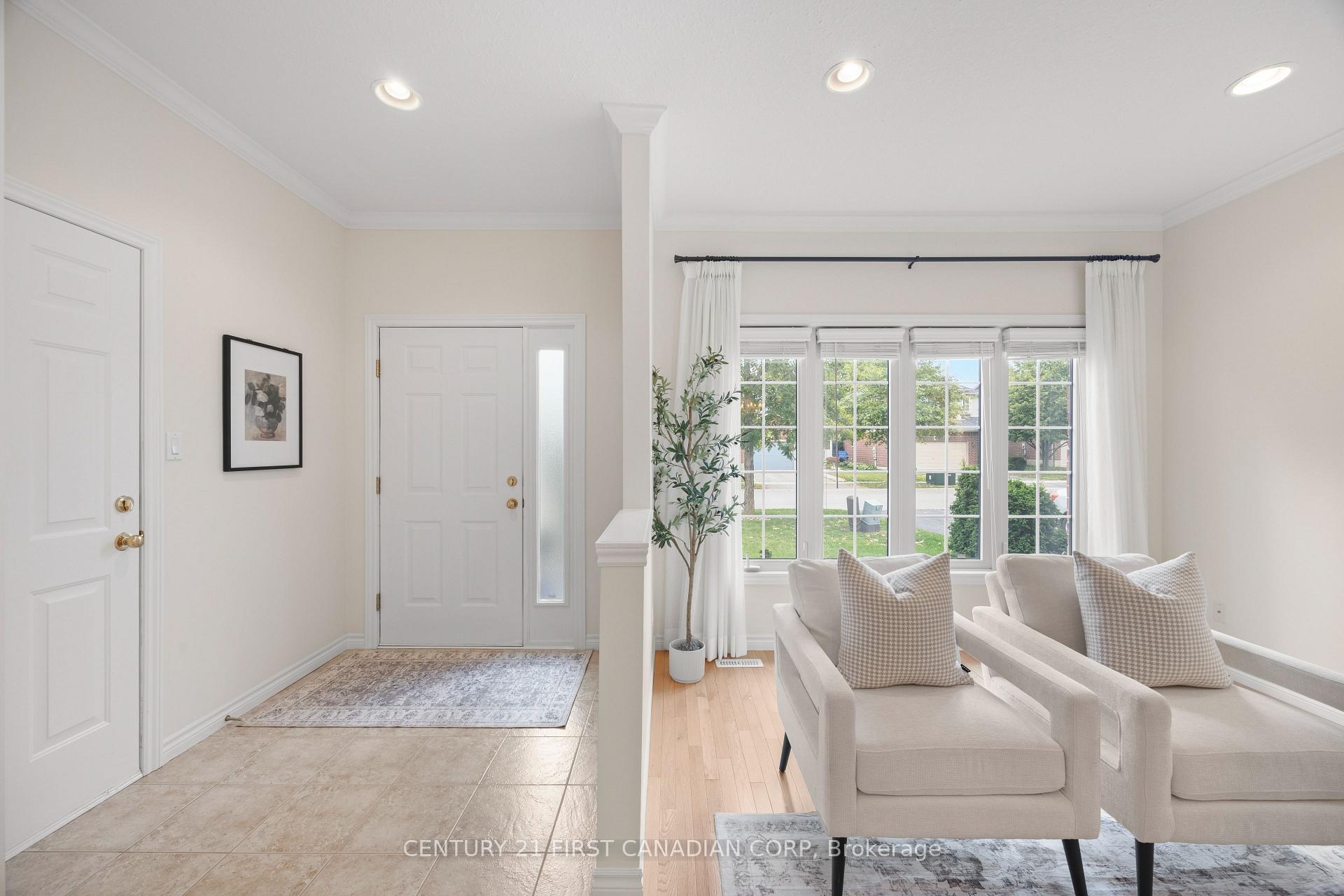 Photo 6 of 1777 Ennismore Crescent, London, North E — HOMEH