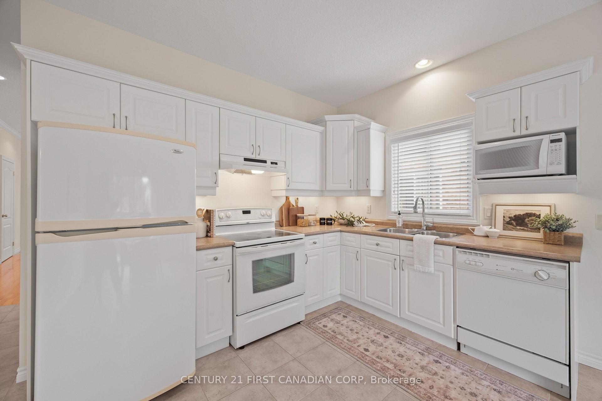 Photo 16 of 1777 Ennismore Crescent, London, North E — HOMEH