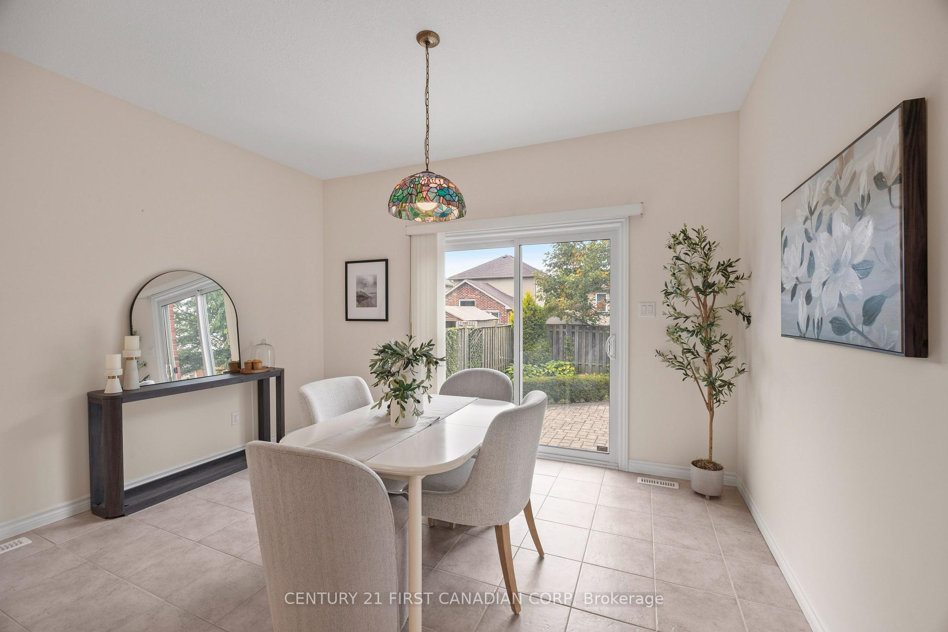 Photo 19 of 1777 Ennismore Crescent, London, North E — HOMEH