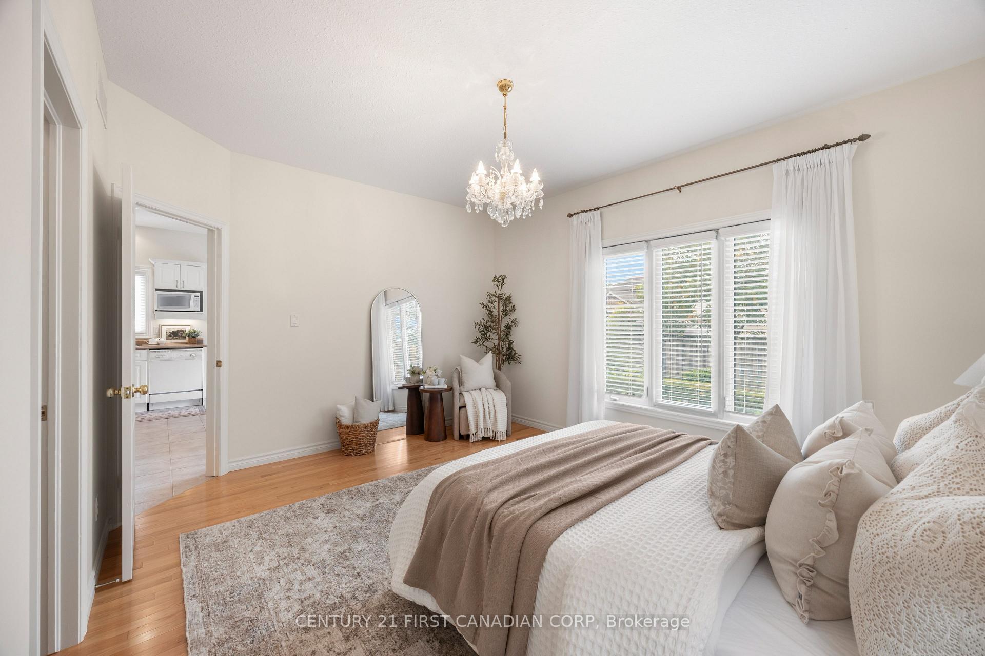 Photo 23 of 1777 Ennismore Crescent, London, North E — HOMEH