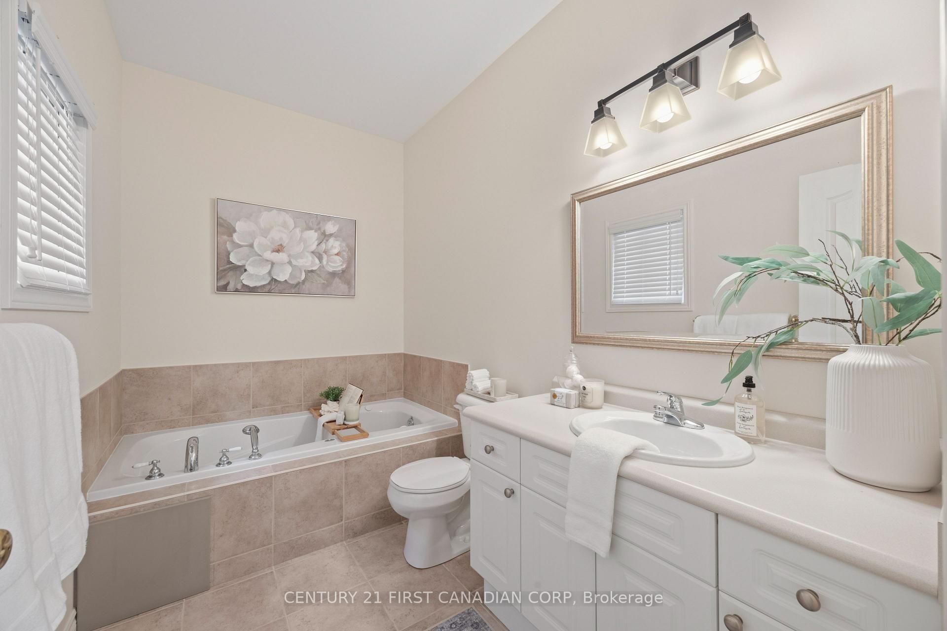 Photo 25 of 1777 Ennismore Crescent, London, North E — HOMEH