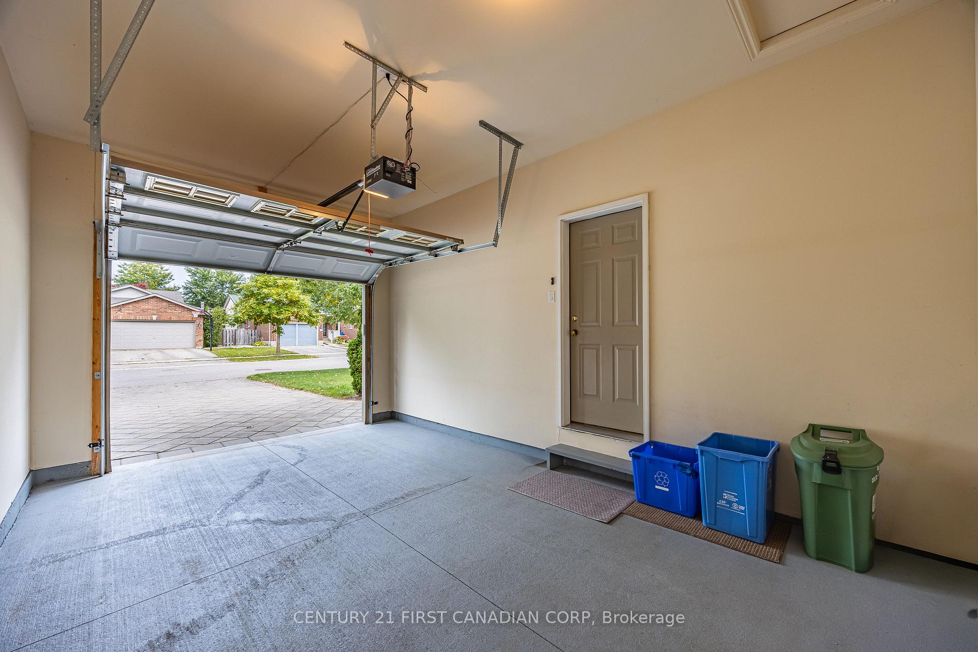 Photo 34 of 1777 Ennismore Crescent, London, North E — HOMEH