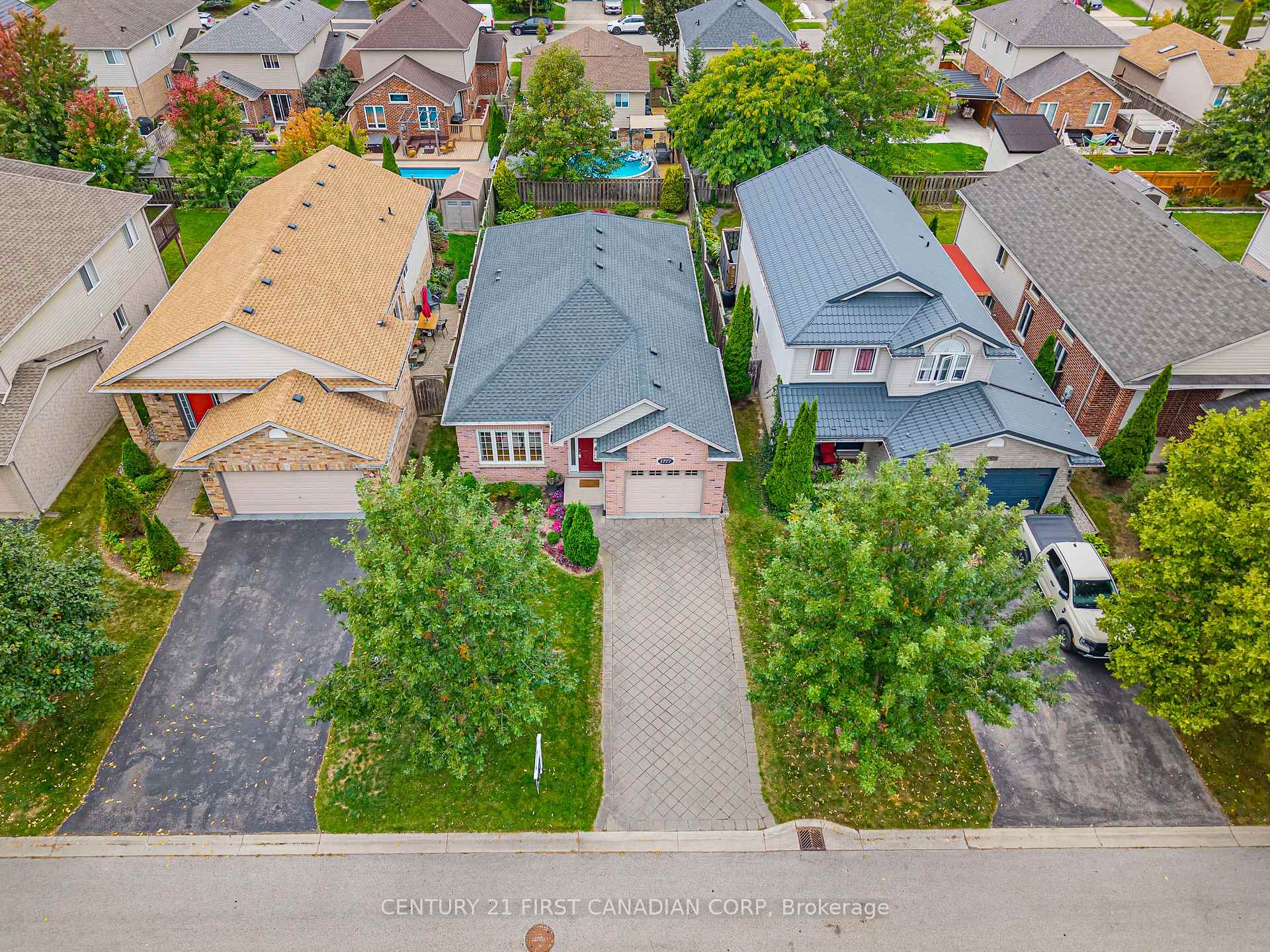 Photo 41 of 1777 Ennismore Crescent, London, North E — HOMEH