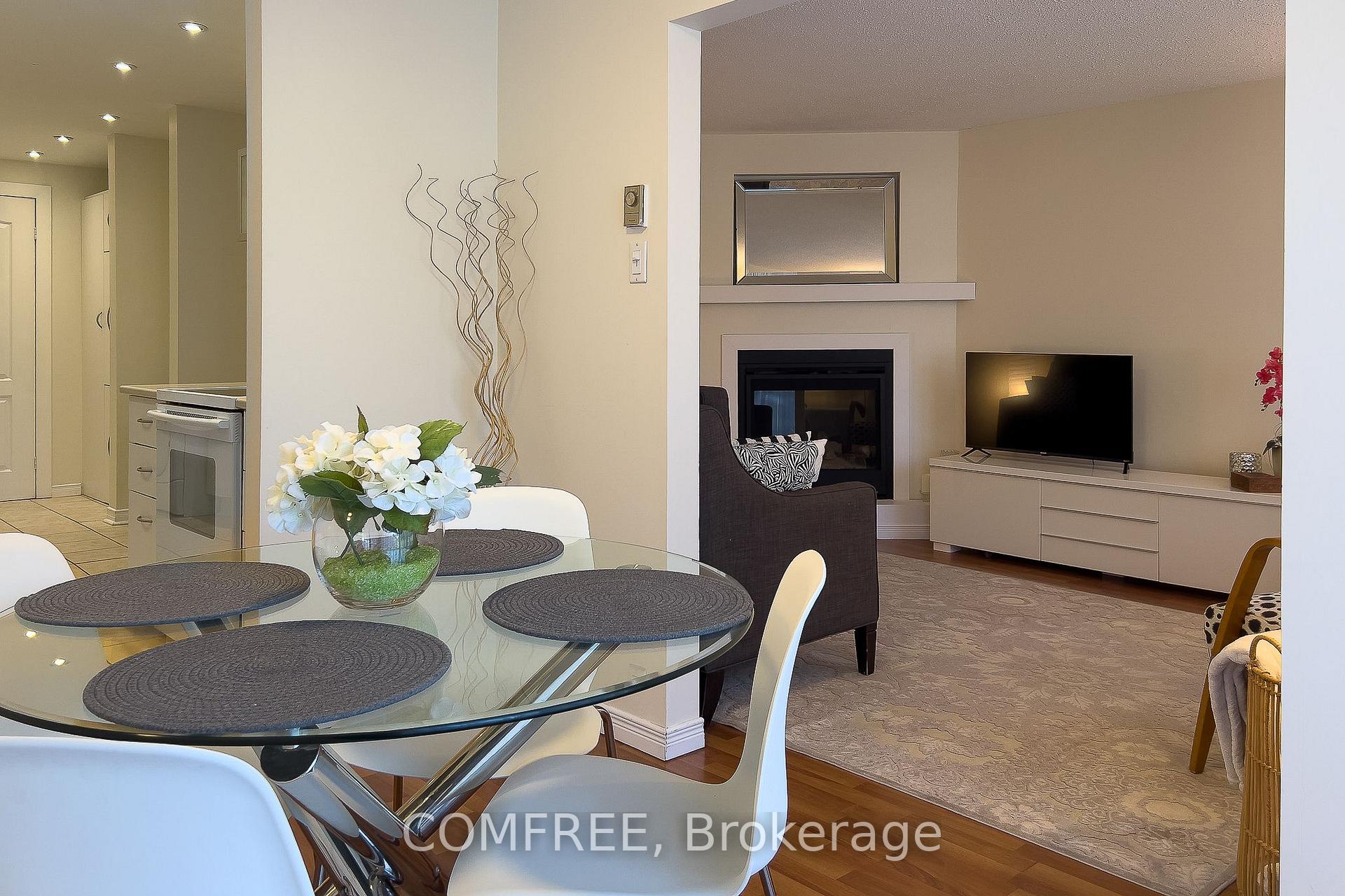 Photo 5 of 28 Bluejay Drive, Barrie, Cundles East — HOMEH