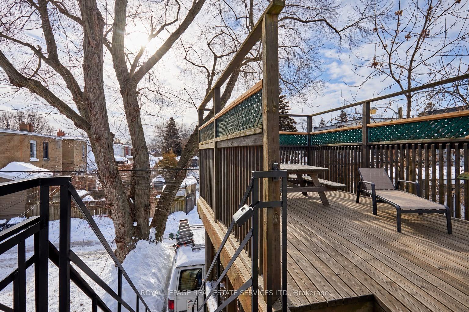Photo 17 of Unit 2nd Floor, 927 Kingston Road, Toronto, The Beaches — HOMEH