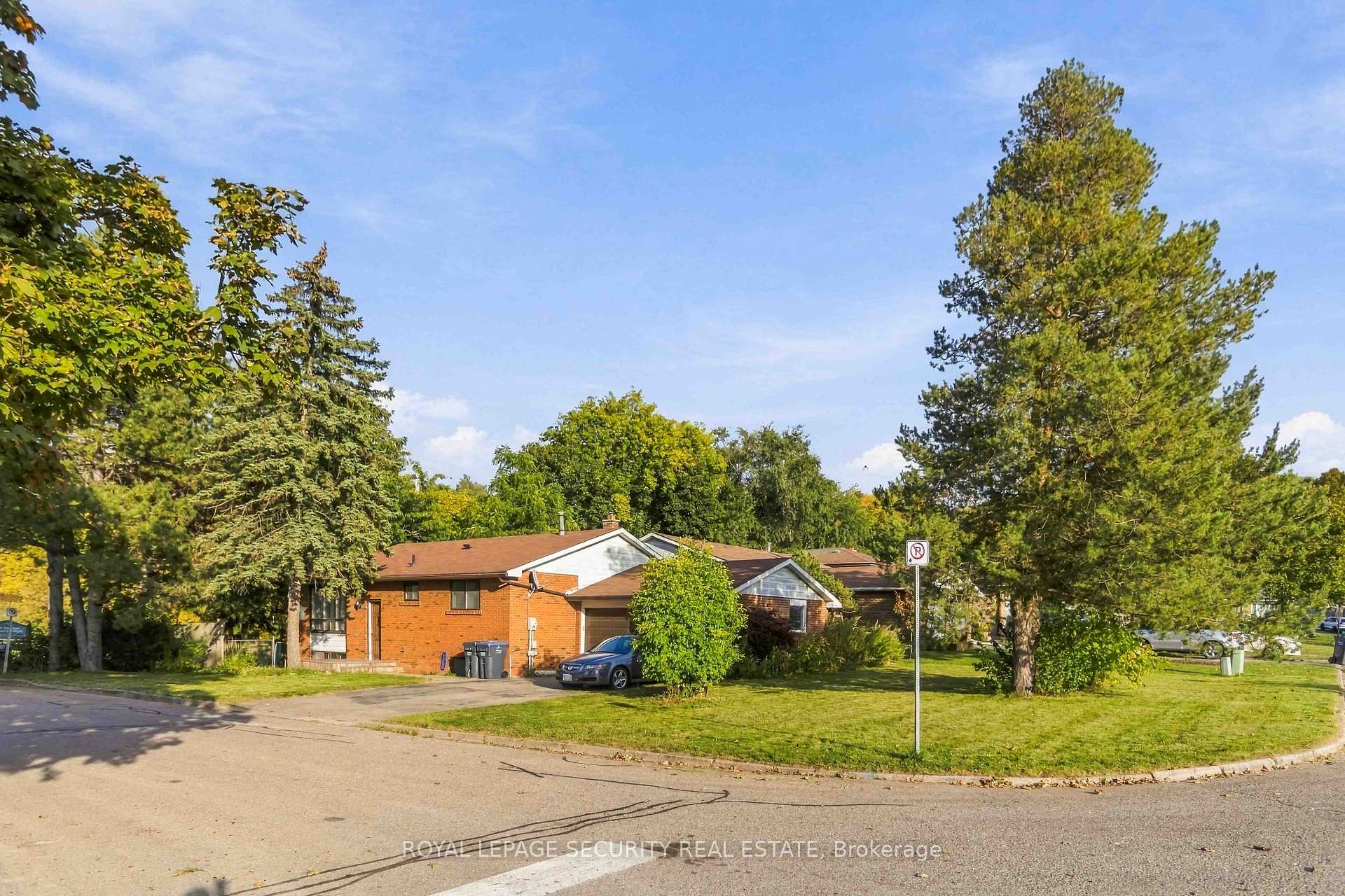Photo of 93 Connaught Crescent