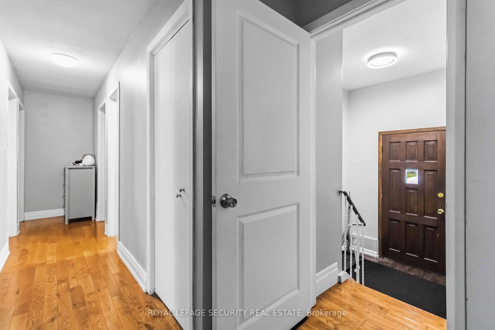 Photo 3 of 93 Connaught Crescent, Caledon, Bolton West — HOMEH