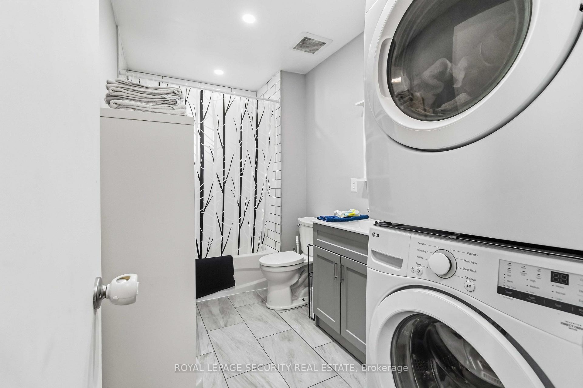 Photo 7 of 93 Connaught Crescent, Caledon, Bolton West — HOMEH