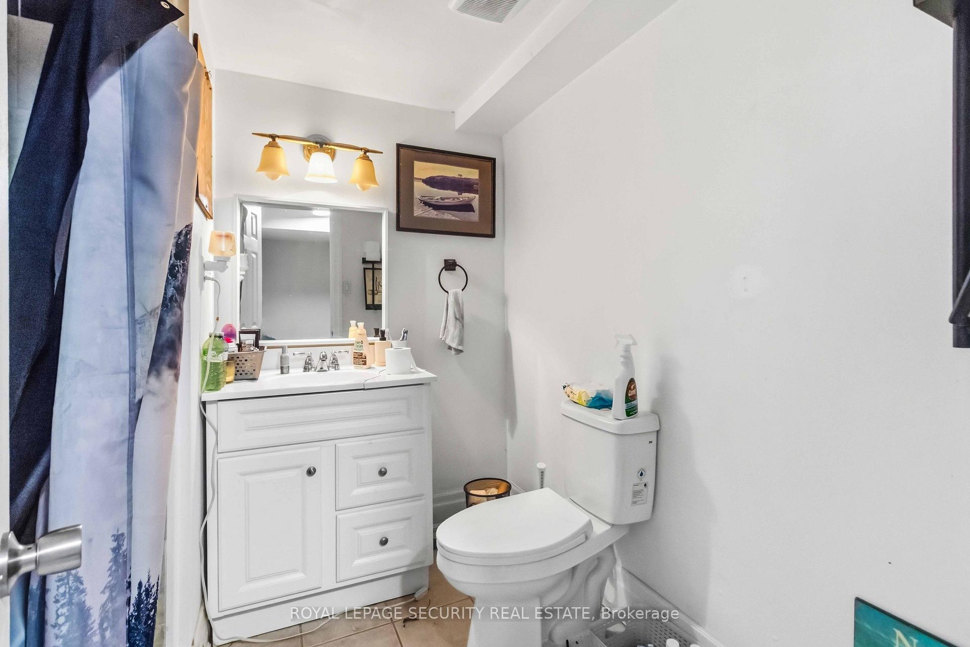Photo 16 of 93 Connaught Crescent, Caledon, Bolton West — HOMEH