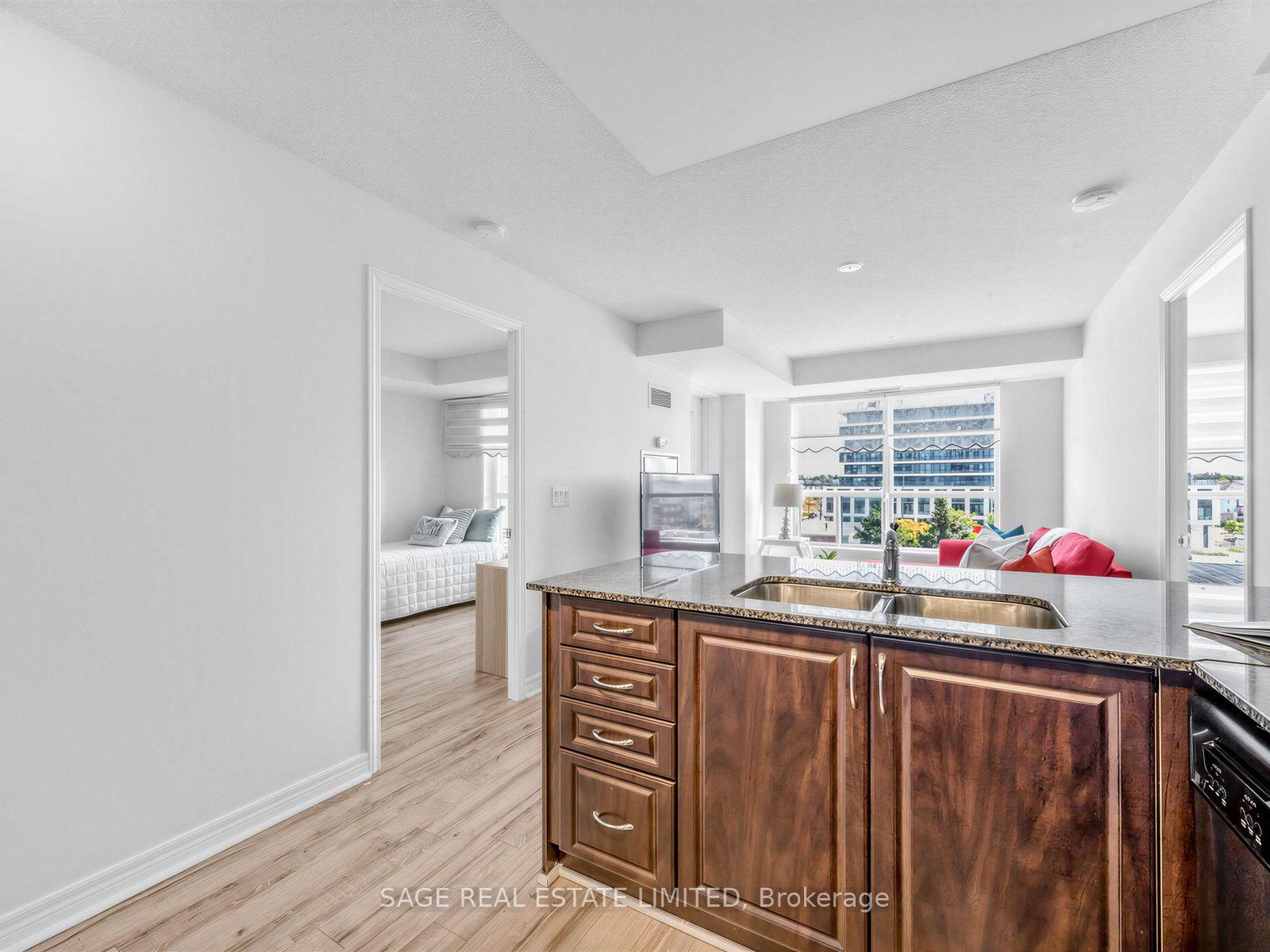 Photo 7 of Unit 507, 60 Fairfax Crescent, Scarborough, Clairlea-Birchmount — HOMEH
