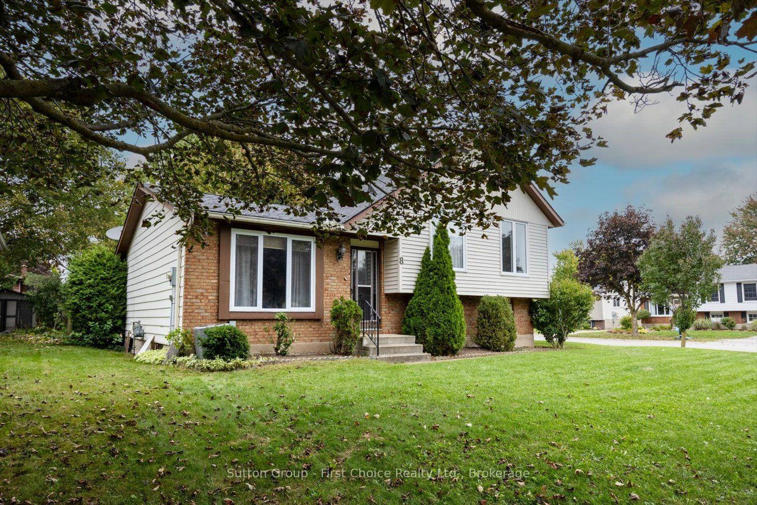 Photo 2 of 8 Sargint Street, Stratford — HOMEH