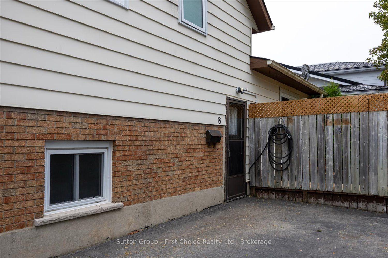 Photo 27 of 8 Sargint Street, Stratford — HOMEH