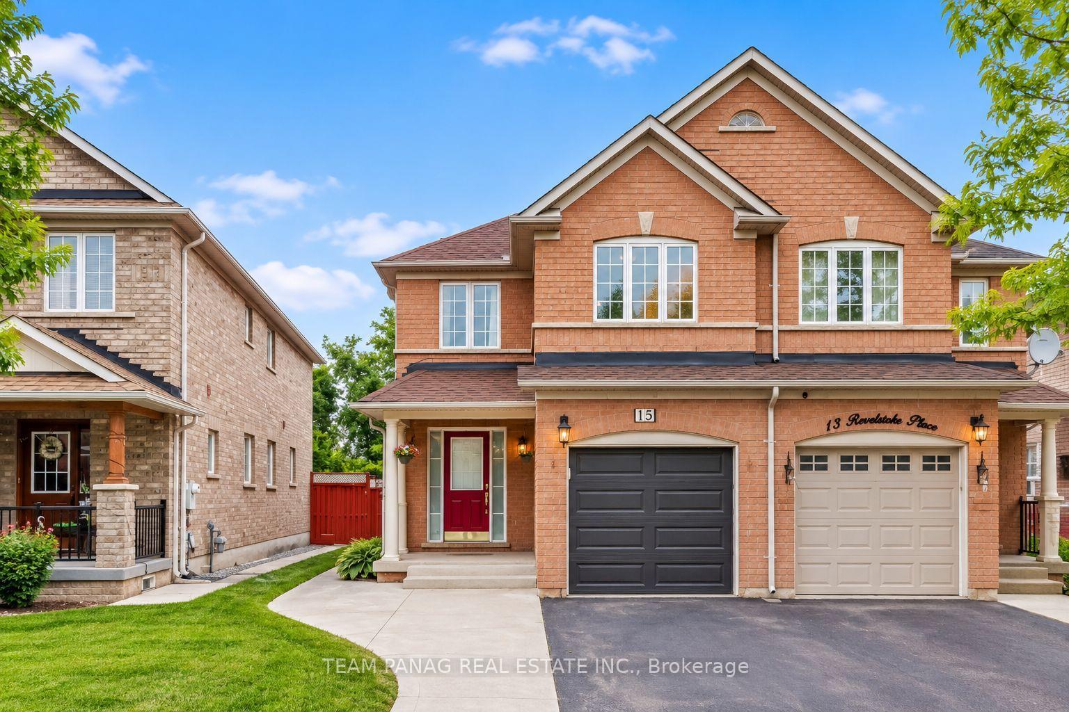 Front of 15 Revelstoke Place