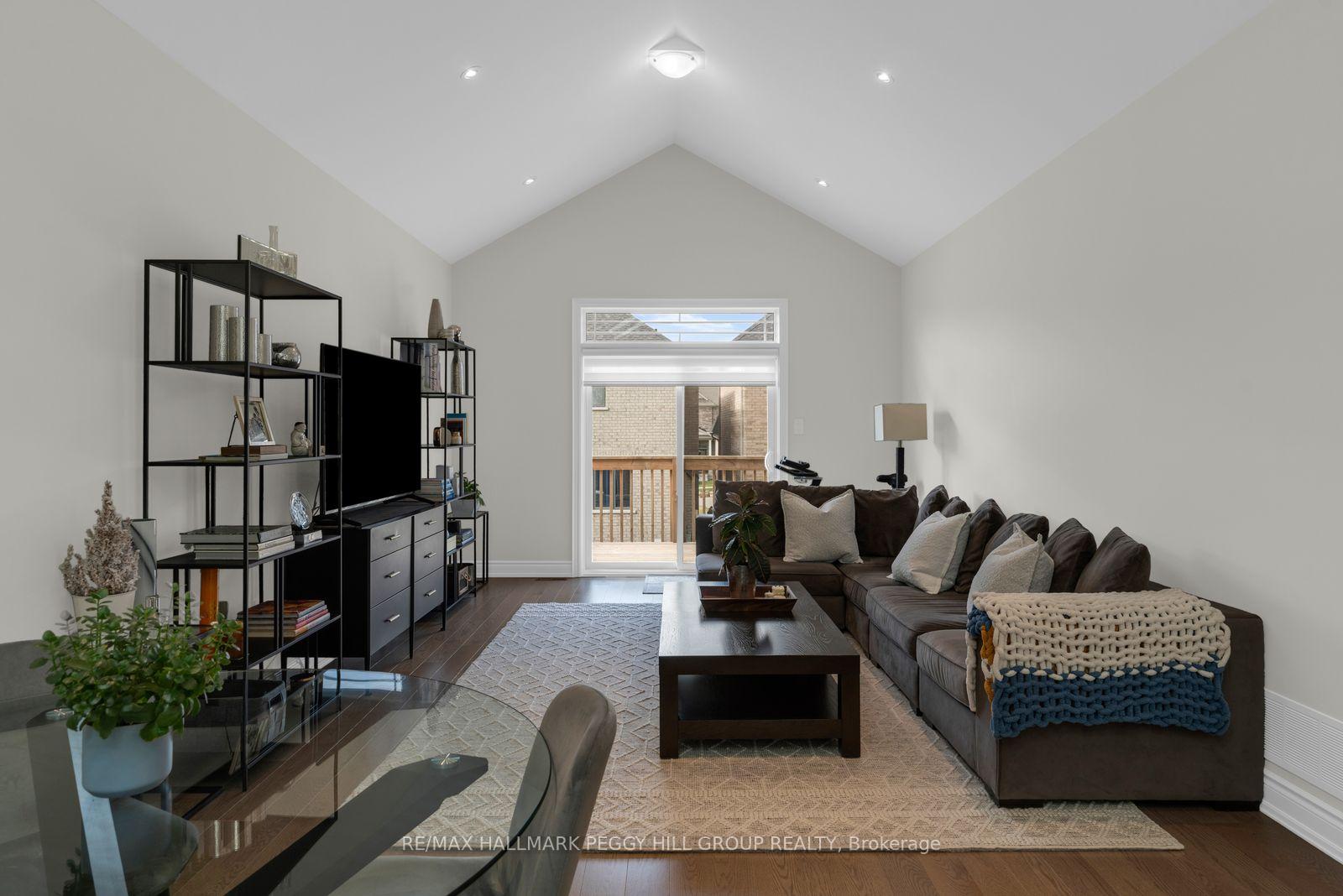 Photo 5 of 94 Summerhill Drive, New Tecumseth, Rural New Tecumseth — HOMEH