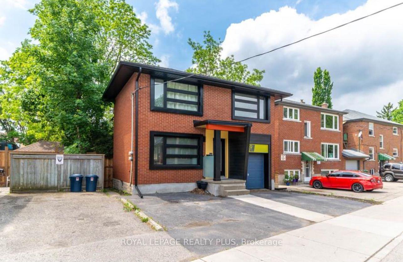 Photo 2 of 9 York Street, Kitchener, KW Hospital — HOMEH