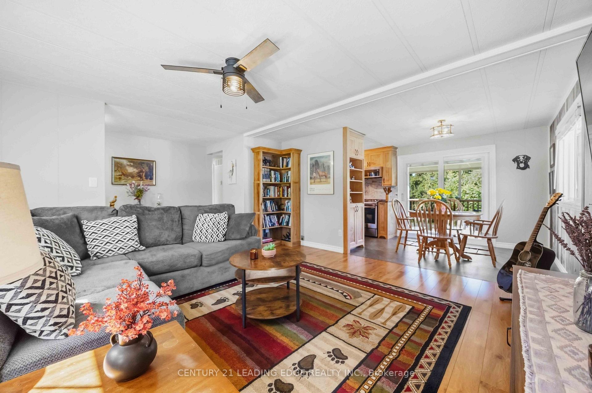 Photo 7 of 10 Hummingbird Circle, Georgina, Sutton & Jackson's Point — HOMEH
