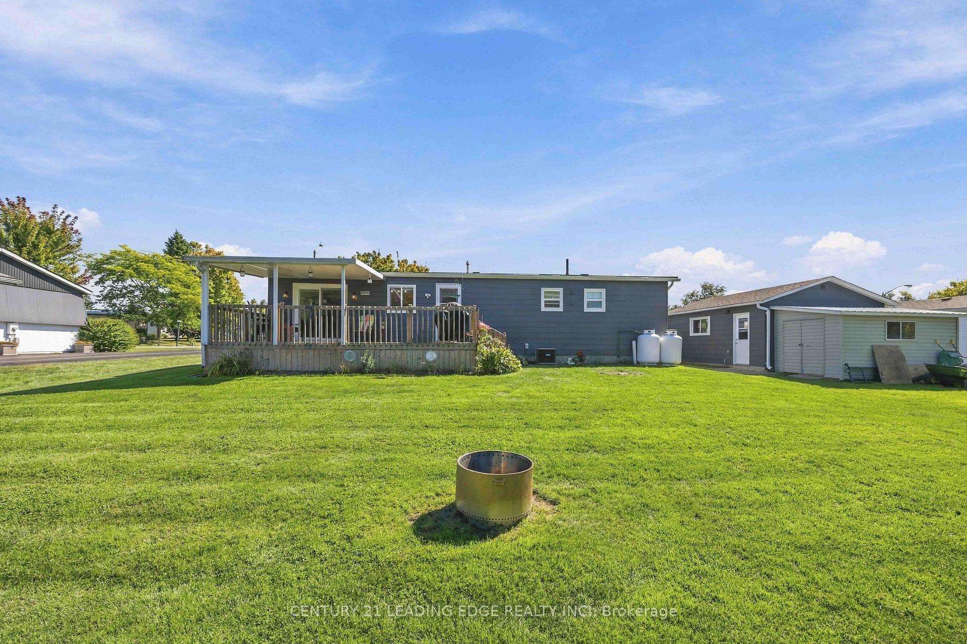 Photo 22 of 10 Hummingbird Circle, Georgina, Sutton & Jackson's Point — HOMEH