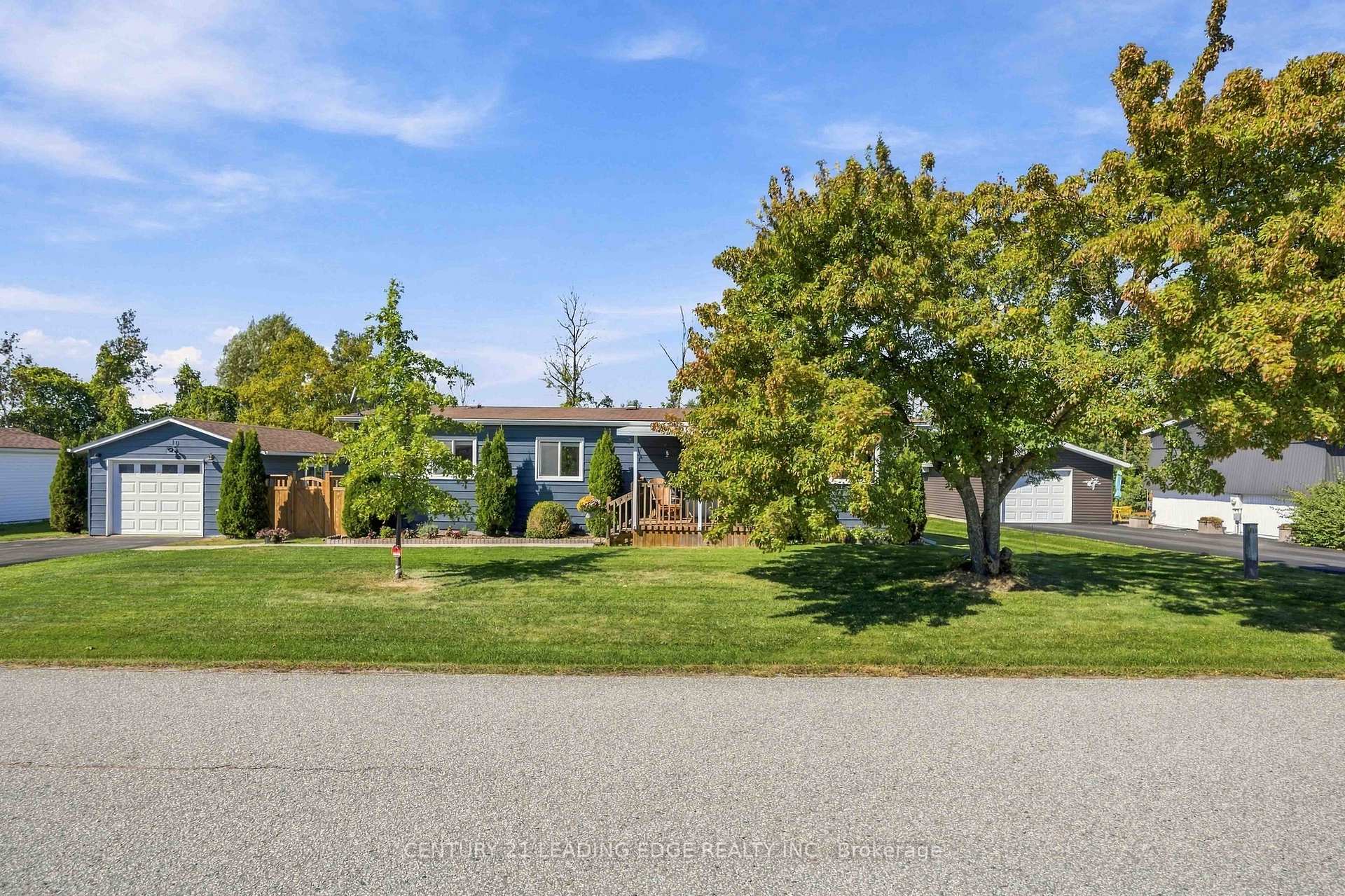 Photo 25 of 10 Hummingbird Circle, Georgina, Sutton & Jackson's Point — HOMEH