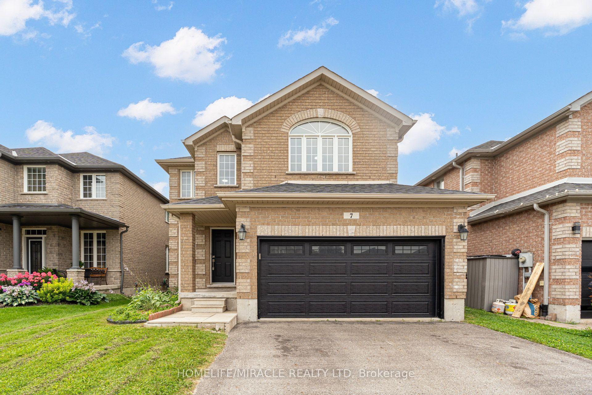 Photo 2 of 7 Empire Drive, Barrie, Innis-Shore — HOMEH