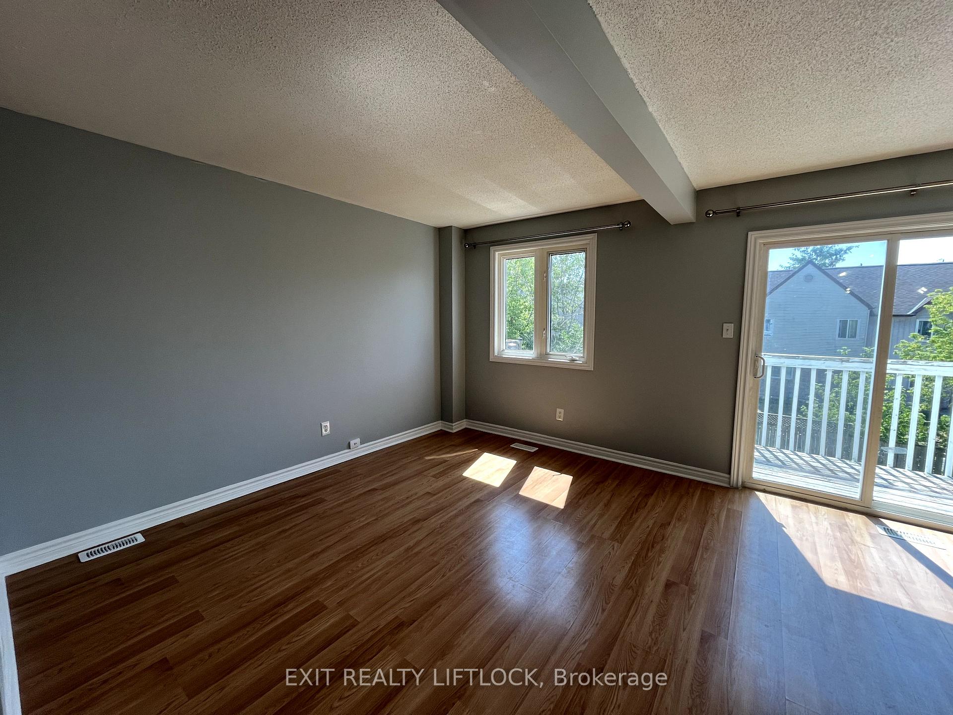 Photo 7 of 722 Trailview Drive, Peterborough, Ashburnham Ward 4 — HOMEH